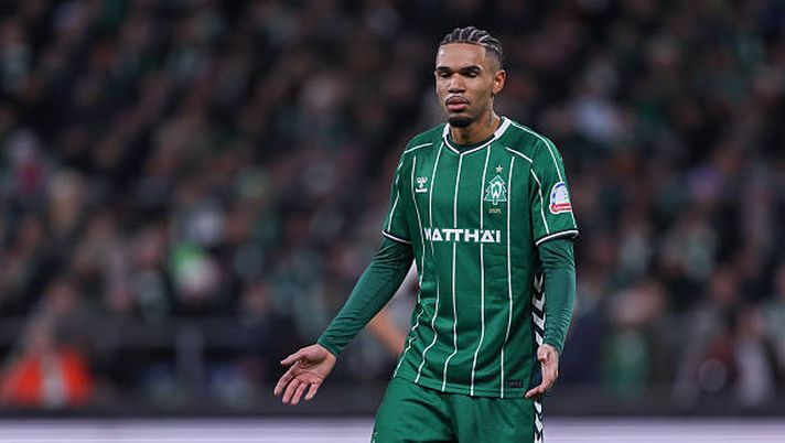 BREMEN, GERMANY - DECEMBER 14: Justin Njinmah of Bremen reacts during the Bundesliga match between SV Werder Bremen and VfB Stuttgart at Weserstadion on December 14, 2025 in Bremen, Germany. (Photo by Selim Sudheimer/Getty Images) Njinmah, il Napoli fa sul serio! Avviati i colloqui col Werder Bremen. La situazione - immagine 1
