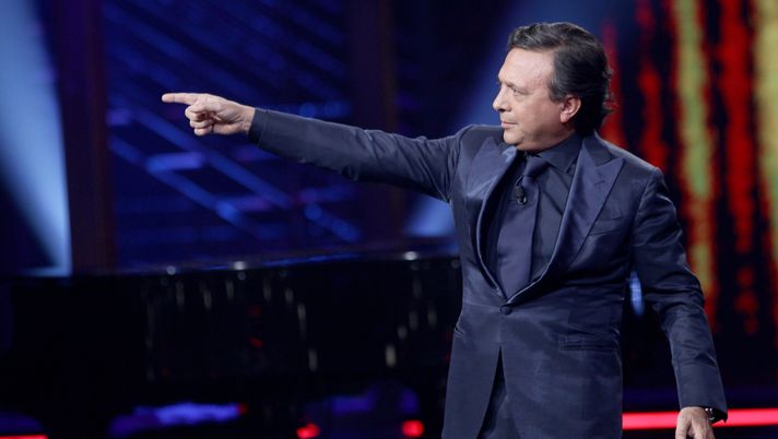 MILAN, ITALY - JANUARY 23: Piero Chiambretti attends 'Chiambretti Night' Italian TV Show held at Mediaset Studios on January 23, 2011 in Milan, Italy. (Photo by Vittorio Zunino Celotto/Getty Images) Chiambretti: “Belotti? So che vuole rimanere a Torino” - immagine 1