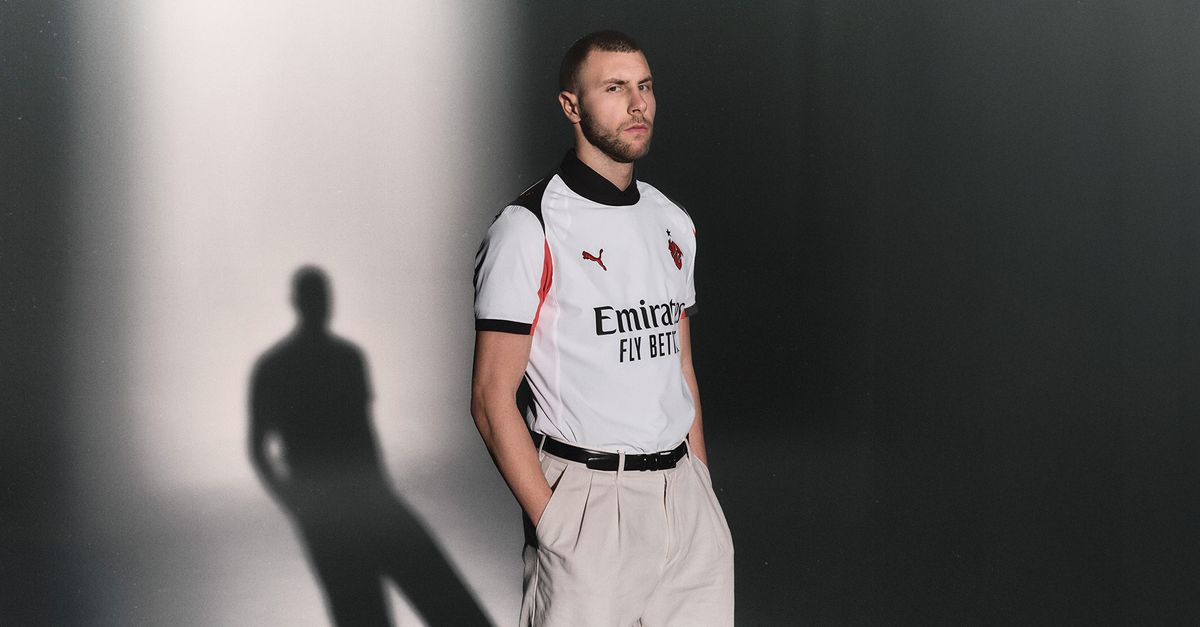 Milan, seconda maglia del 2025 26. Oettle: “Diavoletto parte del DNA”