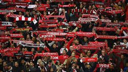 Benfica senza tifosi a Nizza: squalifica UEFA per gli incidenti di Barcellona
