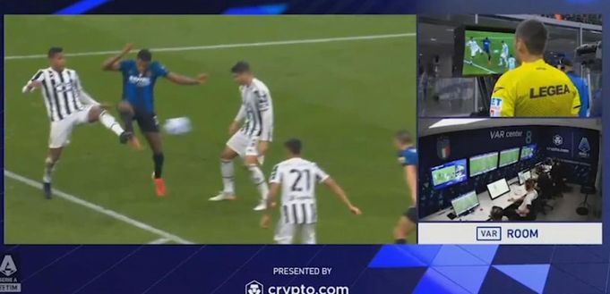 L'episodio del 2021, rigore per la Juve Frattesi-Scalvini, il paradosso dei precedenti: per due volte assegnato il rigore contro l’Inter- immagine 2