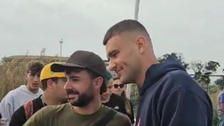 Buongiorno è subito entrato nel cuore dei tifosi, tanti scatti a Castel Volturno