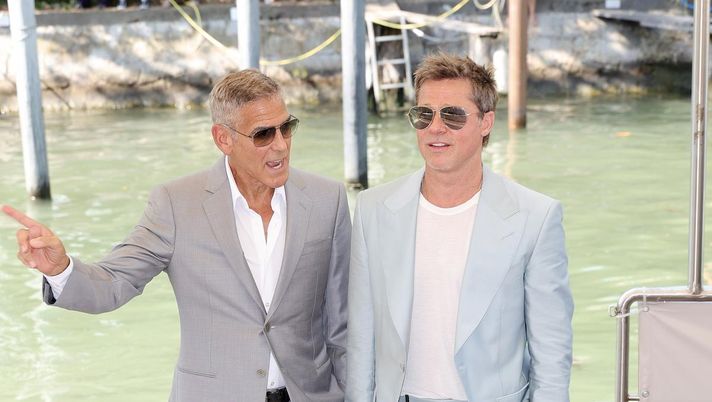 Cinema, Brad Pitt e George Clooney tornano per Ocean’s 14: i dettagli e il cast - immagine 1