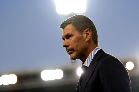 Zvonimir Boban dirigente del Milan guarda il match di Serie A tra Hellas Verona e Milan giocato allo Stadio Marcantonio Bentegodi il 15 settembre 2019 a Verona (Photo by Alessandro Sabattini/Getty Images) Zvonimir Boban torna a casa: è il nuovo presidente della Dinamo Zagabria- immagine 3