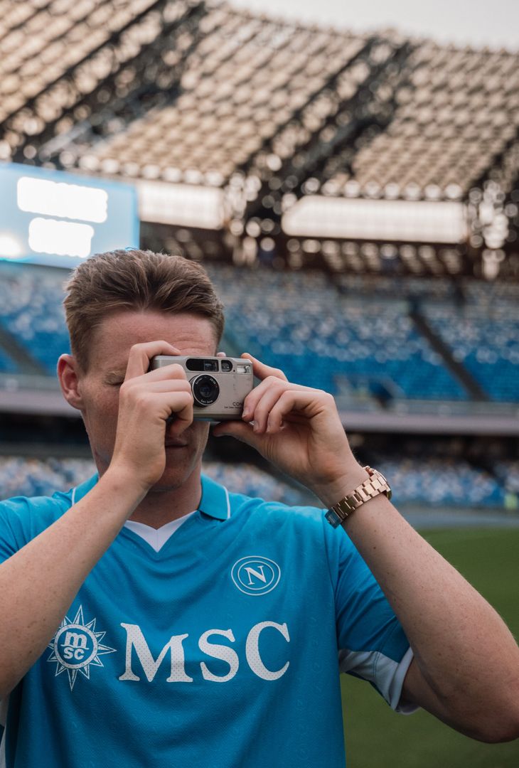 GALLERY Le prime foto di McTominay con la maglia del Napoli: set speciale per lui - immagine 5