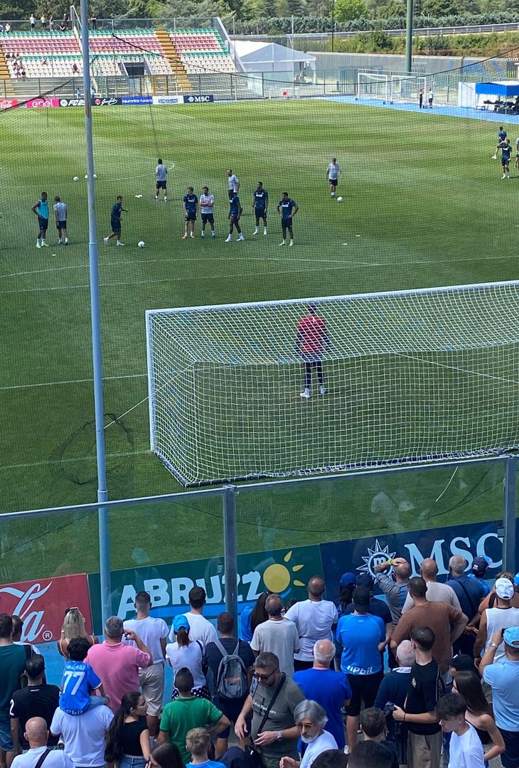 GALLERY Gli azzurri si allenano a calciare durante la sessione di tiri - immagine 5