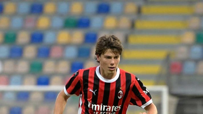 Fabio Pandolfi, centrocampista delle giovanili del Milan