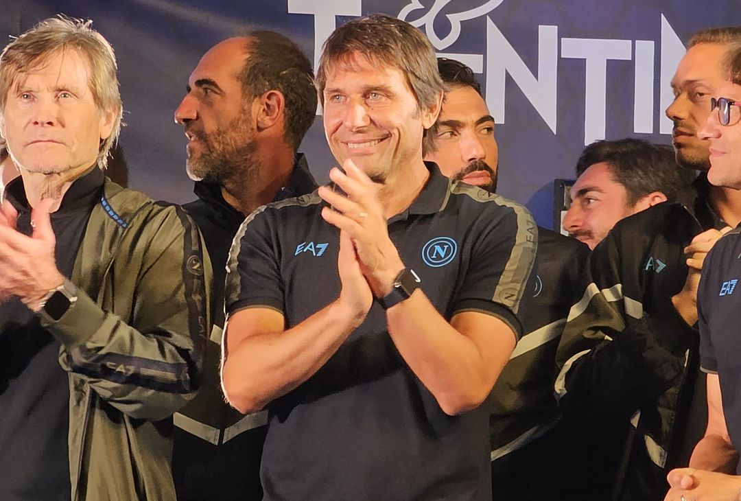 GALLERY Presentazione squadra, il pubblico accoglie i propri beniamini dal palco - immagine 4