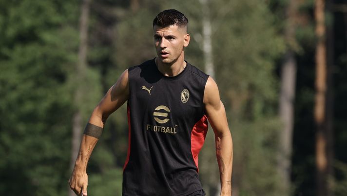 Álvaro Morata (attaccante AC Milan), qui durante una seduta di allenamento a Milanello | Milan News (Getty Images) Álvaro Morata AC Milan allenamento Milanello