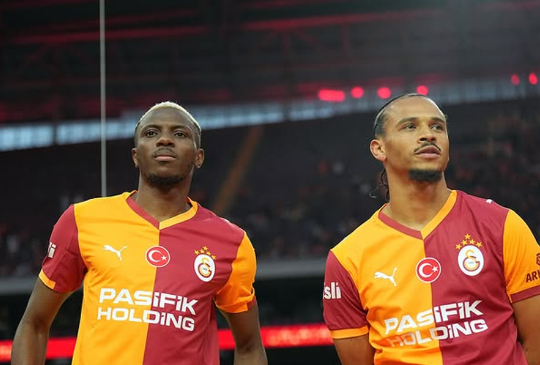 Osimhen, presentazione da star al Galatasaray: con lui un altro top player – GALLERY - immagine 2