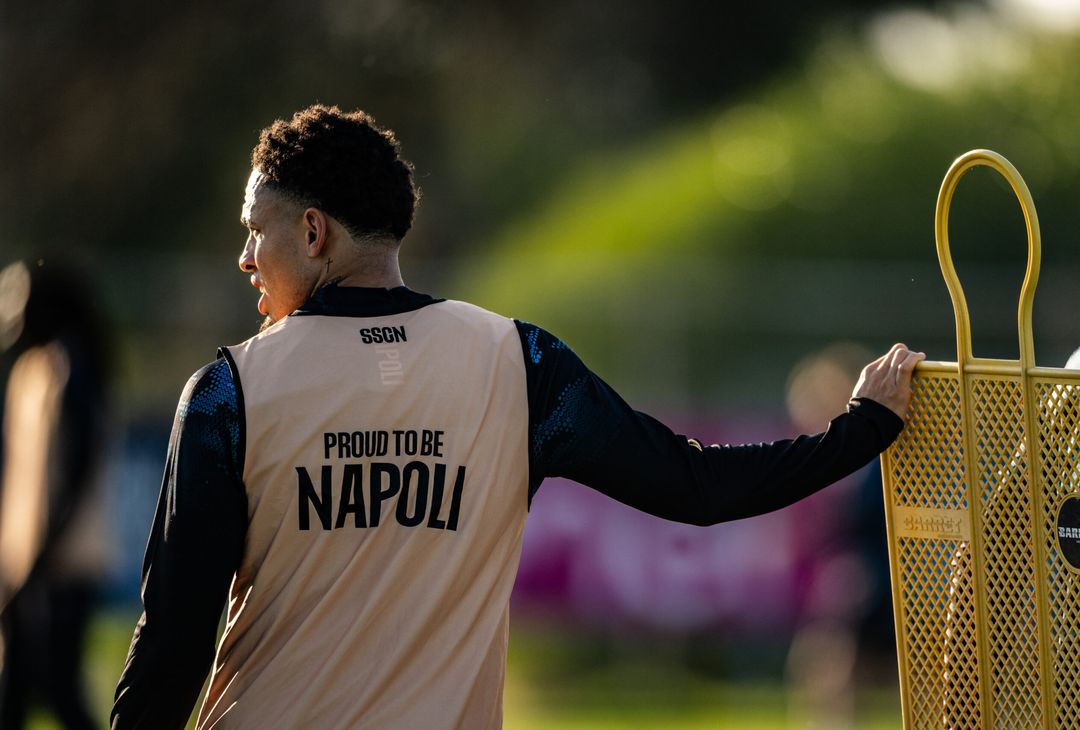 GALLERY Okafor, primo allenamento con la maglia del Napoli: tutte le foto - immagine 5