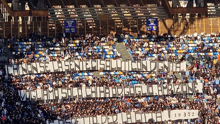 Napoli, derby fra curva A e curva B: gli uni per il Pocho, gli altri contro la squadra - immagine 1