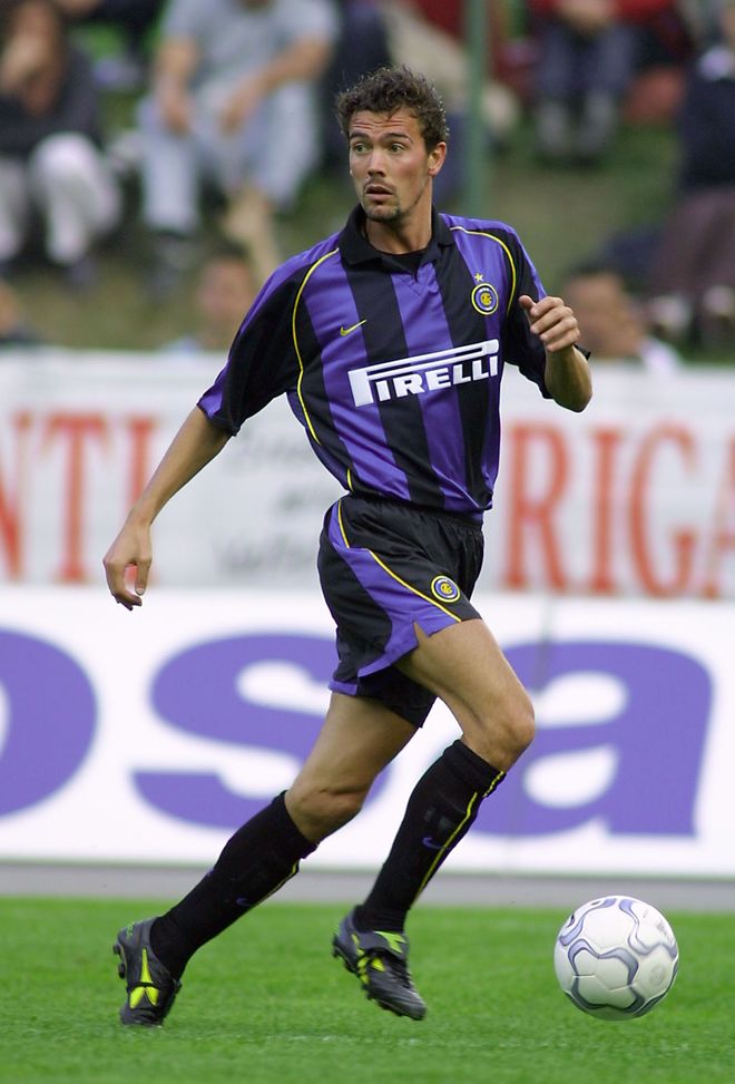 23 luglio 2001: Jonathan Binotto dell'Inter in azione durante una partita di precampionato giocata tra Inter e Bormiese a Bormio, Italia. IMMAGINE DIGITALE. Crediti obbligatori: GRAZIA NERI/ALLSPORT Binotto: “Senza giovanili non si riparte. La crisi SPAL è lo specchio del calcio italiano”- immagine 4