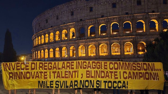 Roma, l’appello dei tifosi al club: “Rinnovate i campioni, Mile Svilar non si tocca” Roma, l’appello dei tifosi al club: “Rinnovate i campioni, Mile Svilar non si tocca” - immagine 1