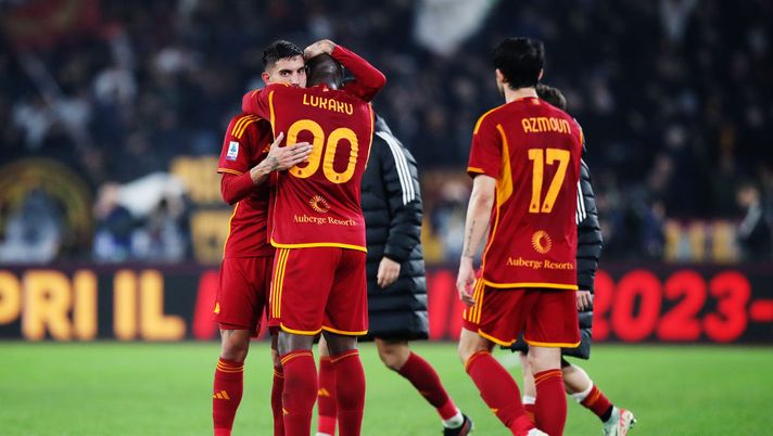 La Roma spietata fa i conti giusti, il Napoli in 9 subisce il sorpasso - immagine 1