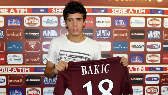 Ricordate Marko Bakic? Dal “parcheggio“ in granata alla maglia del Mouscron Ricordate Marko Bakic? Dal “parcheggio“ in granata alla maglia del Mouscron - immagine 1