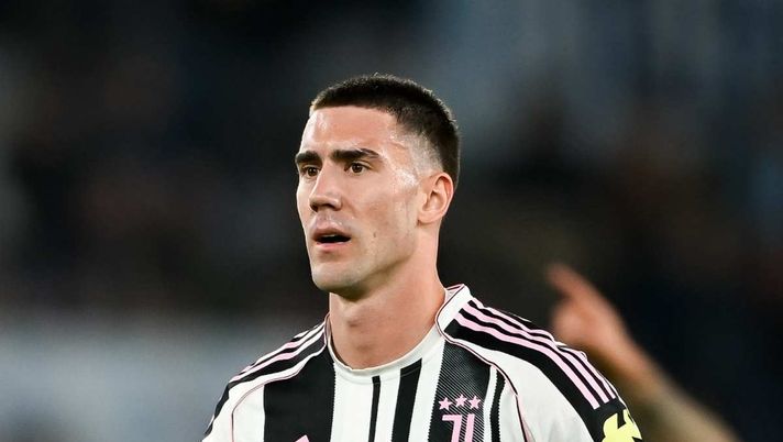 Calciomercato, il futuro di Vlahovic | AC Milan News (Getty Images) Calciomercato, Vlahovic davanti a un bivio: rinnovo o nuova esperienza?