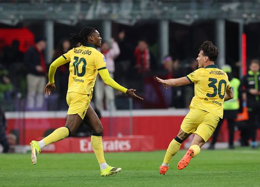 (Photo by Claudio Villa/AC Milan via Getty Images) Leao