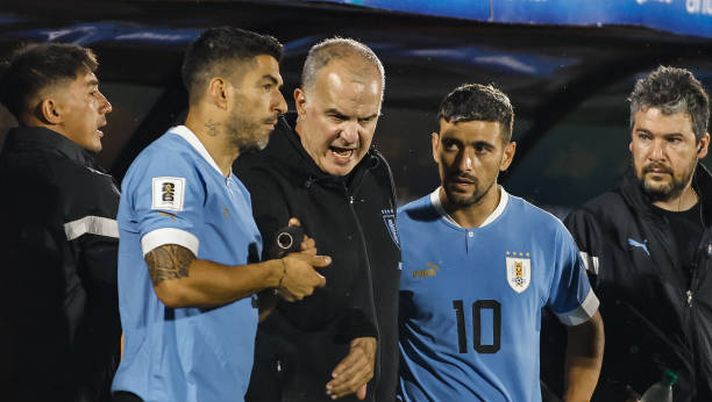 Luis Suarez convocato dall'Uruguay di Marcelo Bielsa