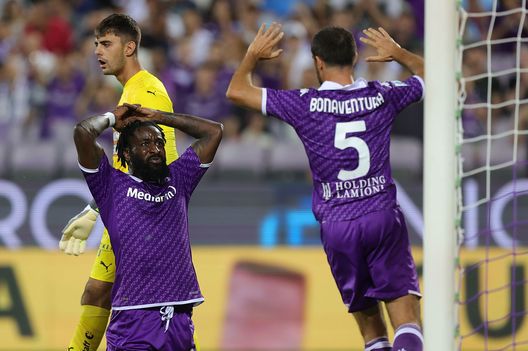 FLORENCE, ITALY - AUGUST 31: M'Bala Nzola of ACF Fiorentina reacts during the UEFA Conference League play-off round, second leg match between ACF Fiorentina and Rapid Wien at Artemio Franchi Stadium on August 31, 2023 in Florence, Italy. (Photo by Gabriele Maltinti/Getty Images) FINALE – Fiorentina-Rapid Vienna 2-0. Doppio Nico Gonzalez, sarà ancora Europa! - immagine 4
