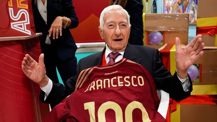 Festa dei Nonni, la Roma organizza una giornata al Centro Anziani Portonaccio - immagine 1