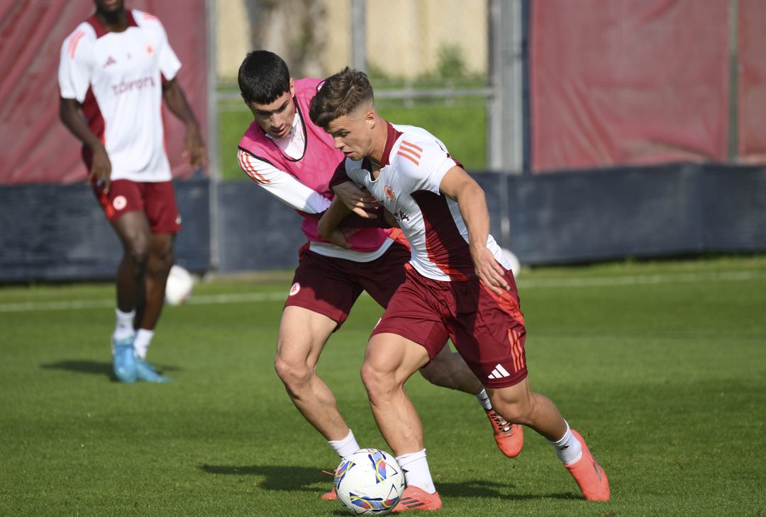 Roma, l’allenamento a due giorni dal Bologna – FOTO GALLERY - immagine 9