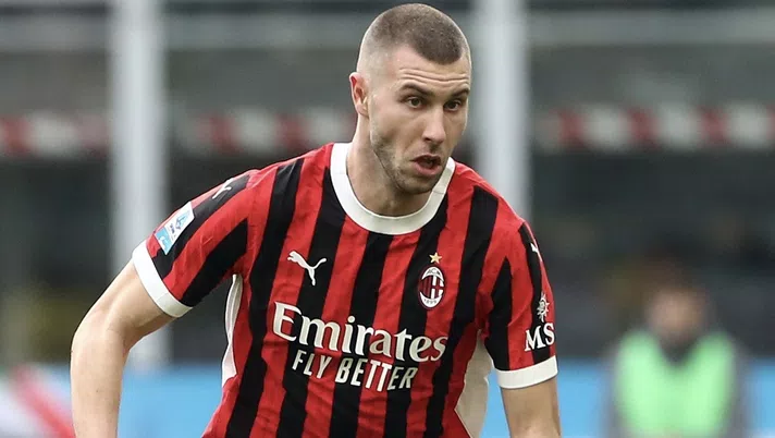 Strahinja Pavlovic AC Milan Milan-Parma 3-2 Serie A 2024-2025