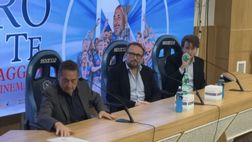 “Che ruolo ha ADL nel film?”: il regista spiega il personaggio del presidente