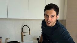 VIDEO / Lo chef che cucina per i calciatori più famosi spadella nella cucina di Diletta