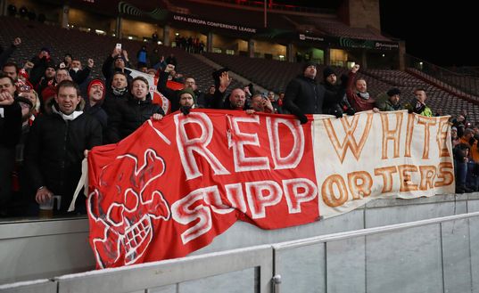 Slavia schiacciasassi e proiettato verso il titolo, lo Sparta rincorre: l’analisi del derby di Praga- immagine 2