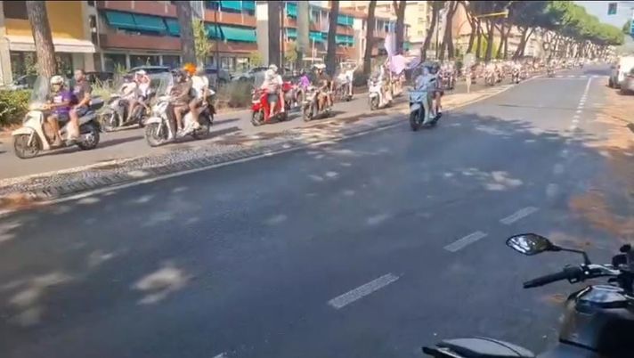 VIDEO – La “motorinata” della Fiesole ad accompagnare la Fiorentina allo stadio - immagine 1