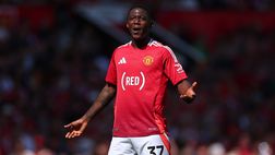 Mainoo allo scontro con il Manchester United! Romano: “Il club non lo libera”