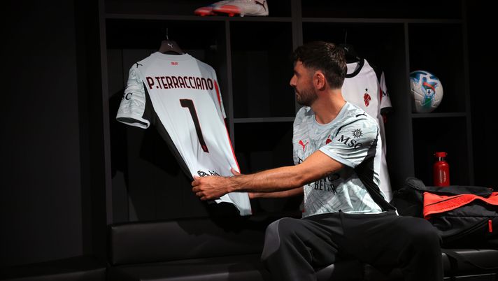 milan-terracciano-operazione-calciomercato-immobilismo-giovani-portieri-sportiello-nava-torriani