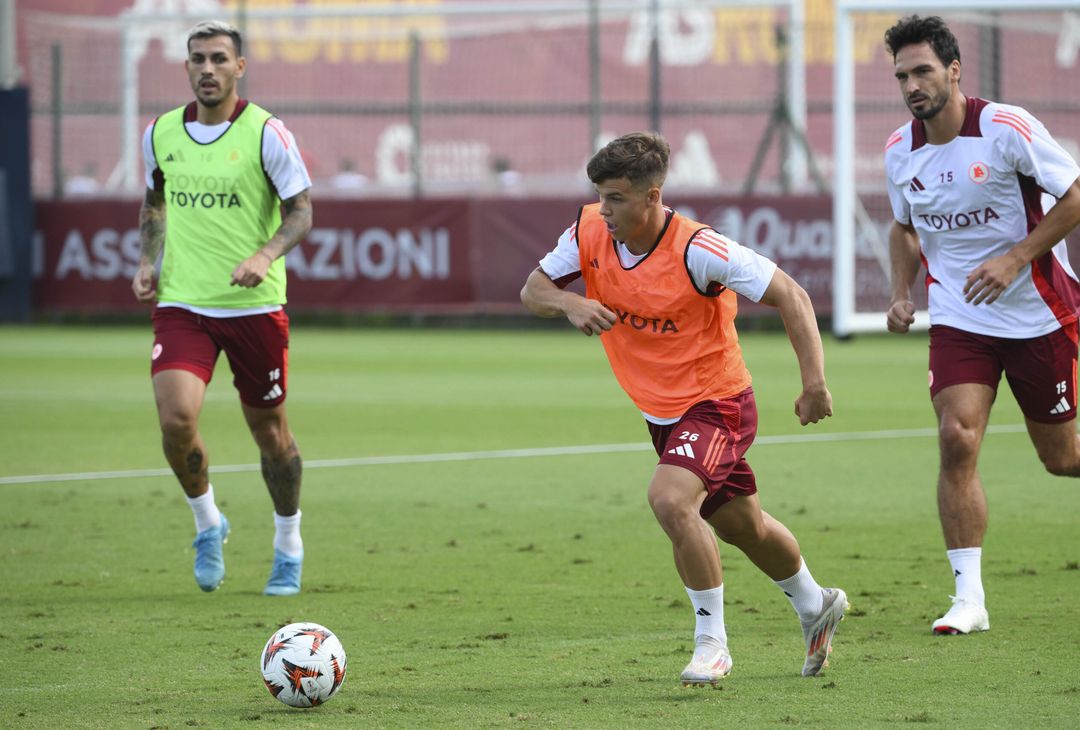 Roma, l’allenamento di oggi in vista dell’Athletic Bilbao – FOTO GALLERY - immagine 11