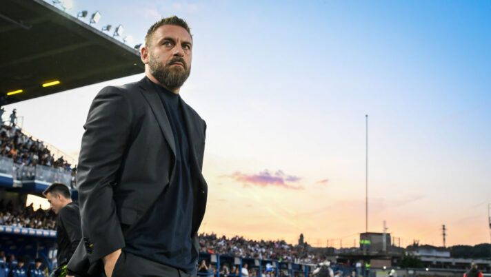 EMPOLI, ITALY - MAY 26: AS Roma coach Daniele De Rossi during the Serie A TIM match between Empoli FC and AS Roma at Stadio Carlo Castellani on May 26, 2024 in Empoli, Italy. (Photo by Fabio Rossi/AS Roma via Getty Images) De Rossi: “Così programmiamo il futuro della Roma e il rapporto con Ghisolfi…” - immagine 1