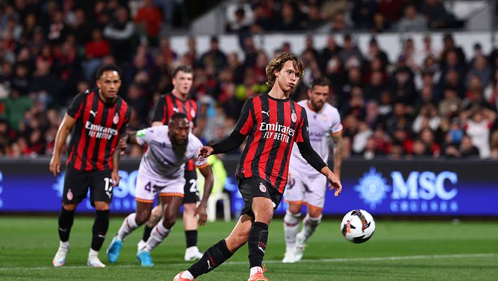 Comotto brilla con la l’Italia U19: ecco come gioca il talento classe 2008 del Milan - immagine 1