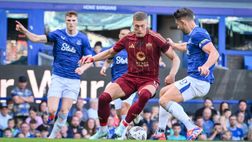 Roma, Soulé fa assist e la prima di Dovbyk: è 1-1 con l’Everton, ecco le pagelle