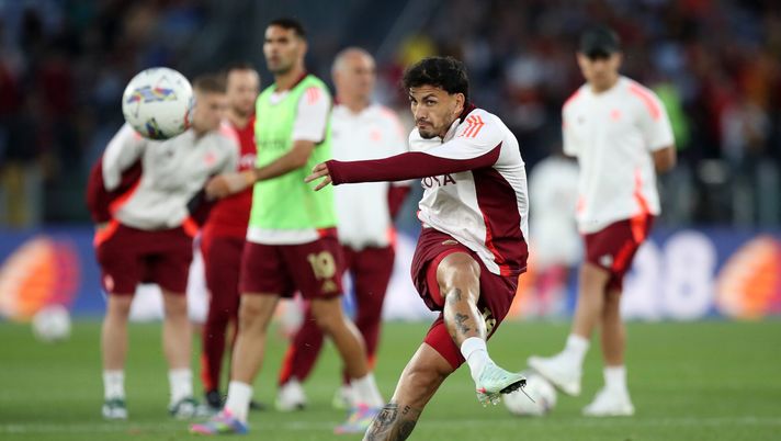 Roma-Milan 2-1, magia di Paredes su punizione: Maignan sorpreso