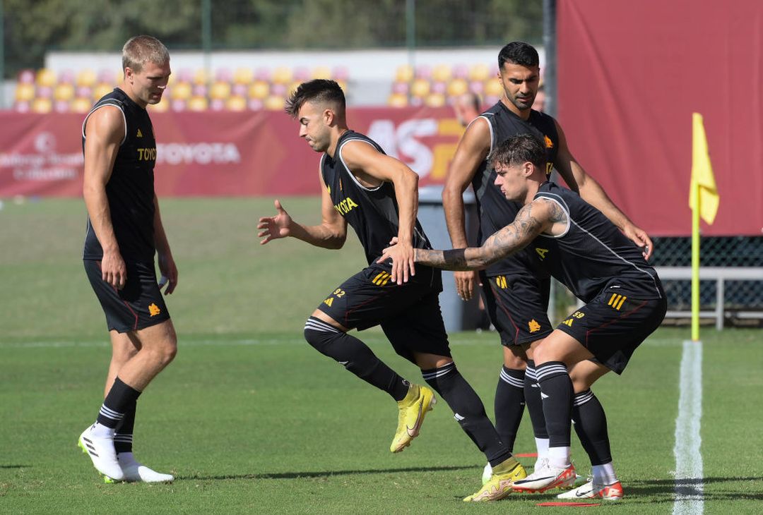 Roma, a Trigoria si lavora per preparare la sfida al Servette – FOTO GALLERY - immagine 15