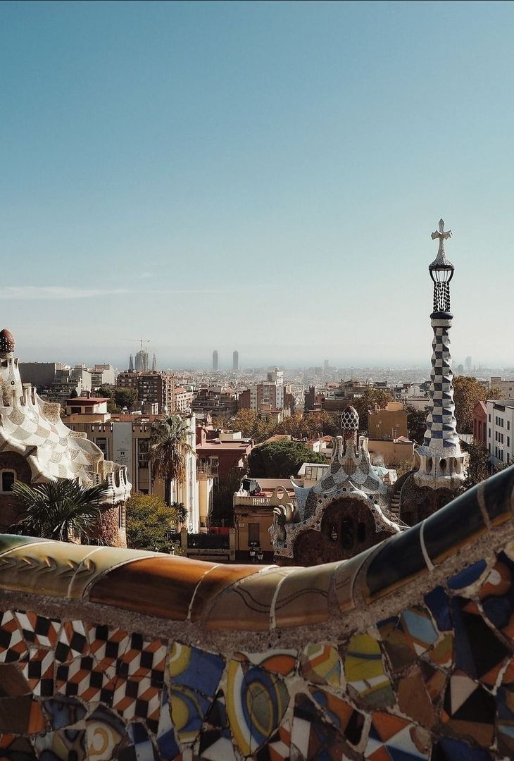 GALLERY Il Napoli pesca il Barcellona agli ottavi: gli scatti della città spagnola - immagine 11