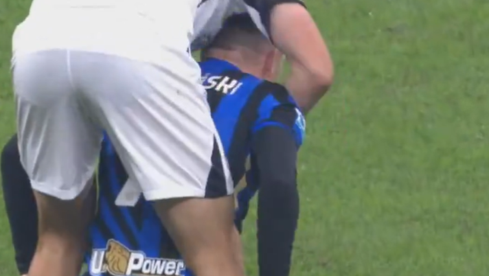 VIDEO Zielu-Kvara, rivali neanche in campo: l’abbraccio dopo lo scontro - immagine 1