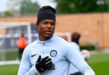 L’Inter ritrova anche Dumfries de Vrij: i due olandesi tornano ad Appiano- immagine 2