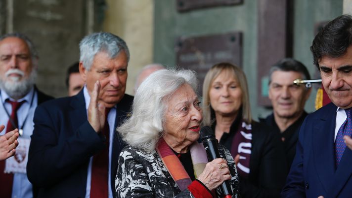 Tanti auguri a Susanna Egri per i suoi 100 anni, simbolo granata tra arte e storia - immagine 1