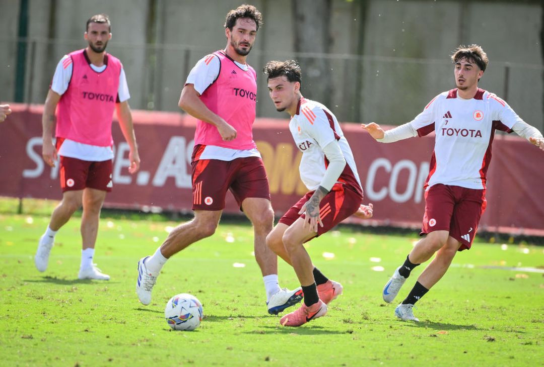 Trigoria, la ripresa degli allenamenti senza i nazionali – FOTO GALLERY - immagine 22