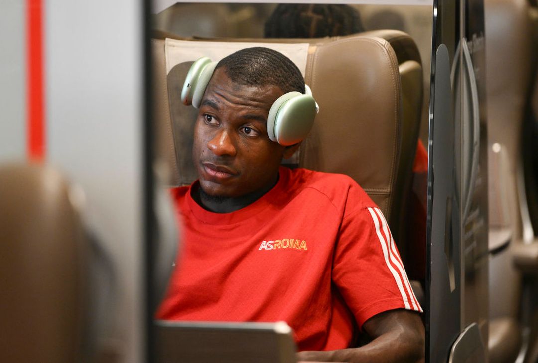 Roma, la partenza in treno verso Napoli – FOTO GALLERY - immagine 3