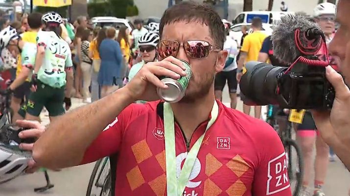 La nuova vita di Hazard, 167 km in bici a Mallorca: “Festeggerò con una birra” La nuova vita di Hazard, 167 km in bici a Mallorca: “Festeggerò con una birra” - immagine 1