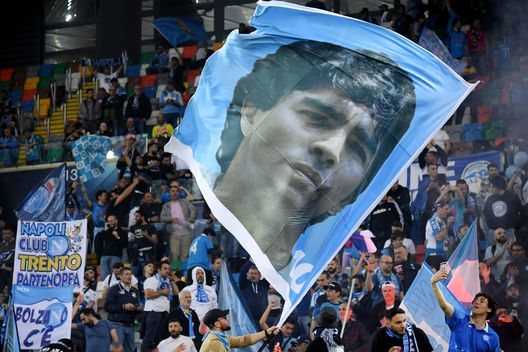 Diego Armando Maradona, per sempre nel cuore dei tifosi del Napoli (Foto di Alessandro Sabattini/Getty Images) Diego Armando Maradona, per sempre nel cuore dei tifosi del Napoli