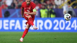 Calhanoglu, dopo la sconfitta niente zona mista. GdS: “Temeva le domande sul futuro”