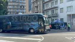 Como-Lazio, l’arrivo dei biancocelesti al Sinigaglia – VIDEO