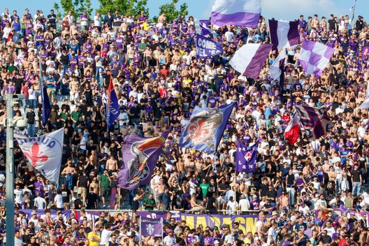 GERMOGLI PH: 27 MAGGIO 2023 FIRENZE STADIO ARTEMIO FRANCHI CAMPIONATO SERIE A FIORENTINA VS ROMA NELLA FOTO TIFOSI CURVA FIESOLE Il comunicato della Curva Fiesole: “Non andremo a Napoli, ecco perché”- immagine 2